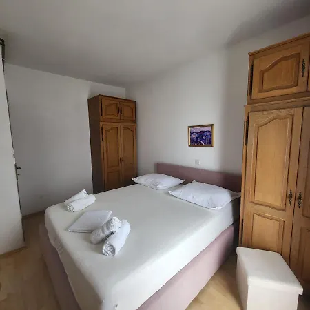 Viky Примоштен