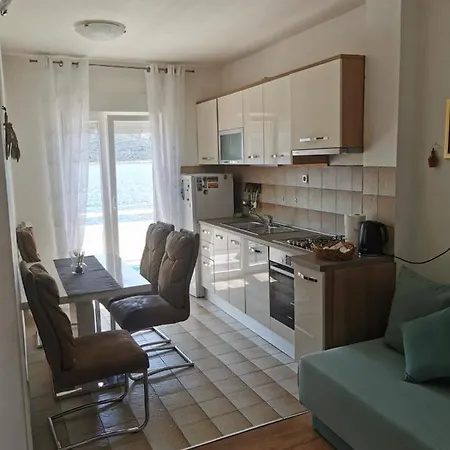 Viky Апартаменты *