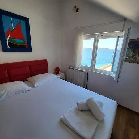 Viky Apartment