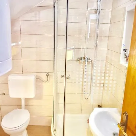 Viky Апартаменты Примоштен