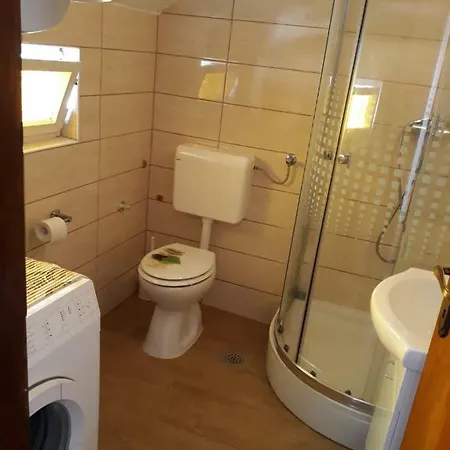 Viky Διαμέρισμα Primošten